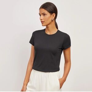 Mott and Bow Black Fitted tshirt M NWOT